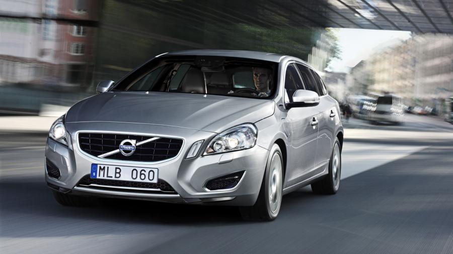  Volvo V60 Plug-in Hybrid 2011 года  (фото 57 из 68)